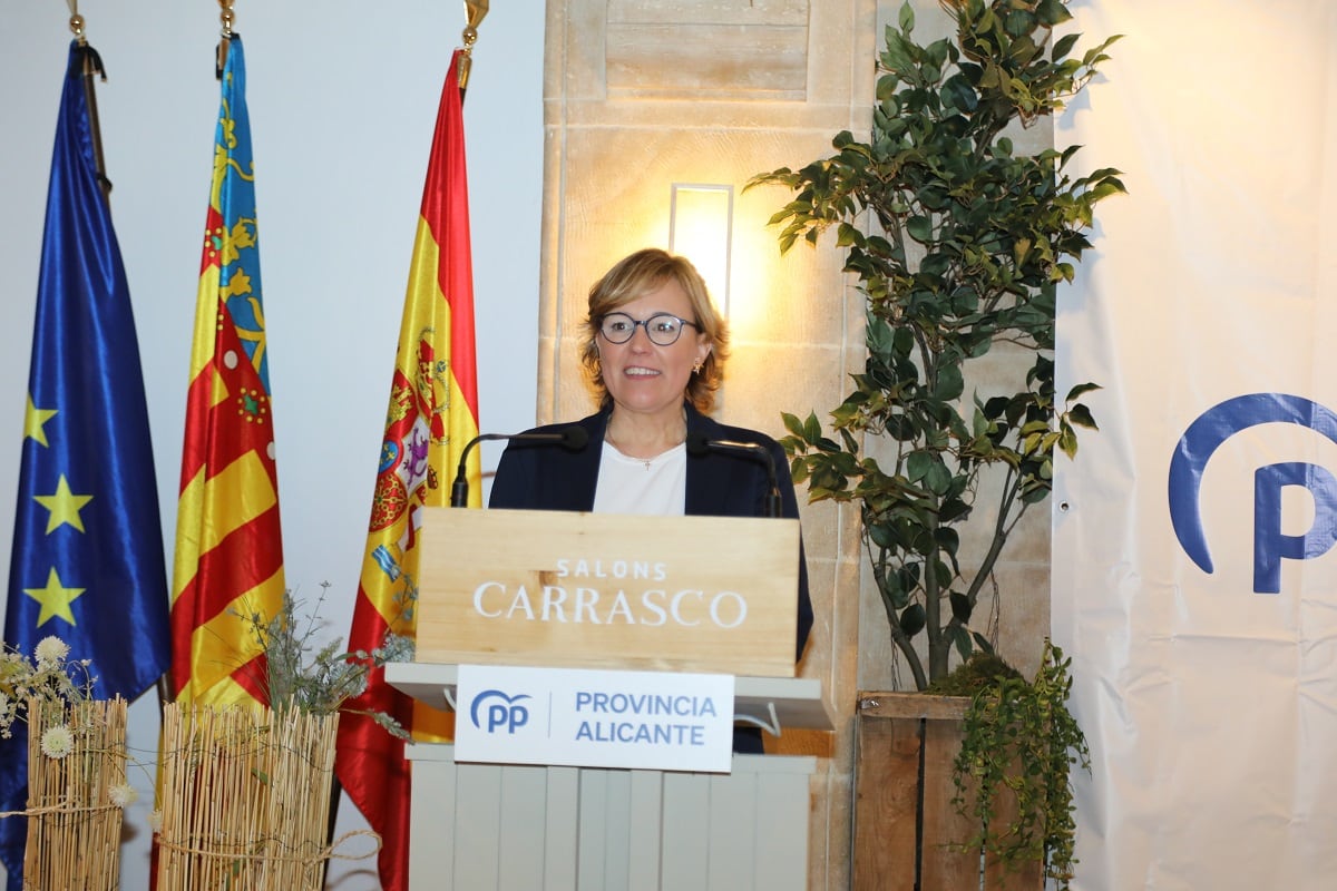 Rosa Cardona, candidata del PP a la alcaldía de Xàbia en las municipales de mayo de 2023.