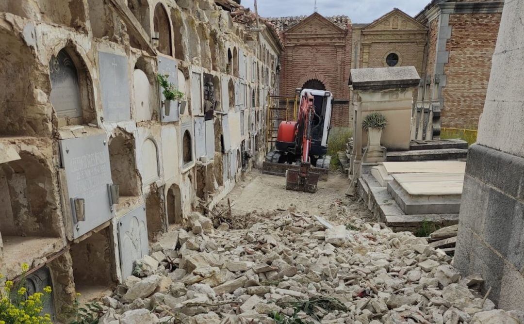 Intervención realizada en abril de este año en el cementerio de San Eufrasio.