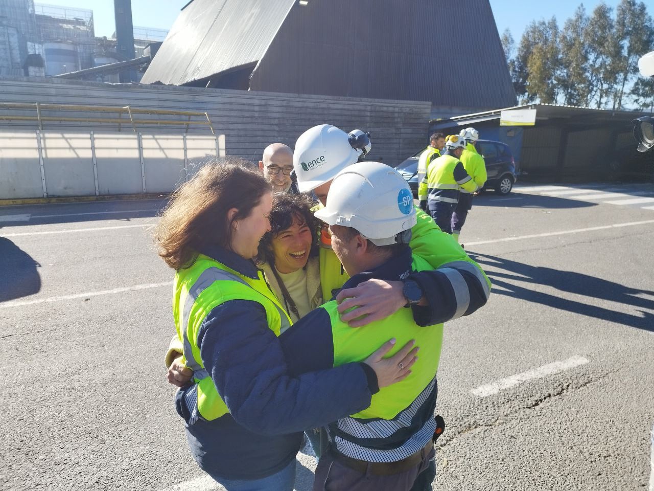 Los trabajadores de Ence celebran la resolución del Tribunal Supremo