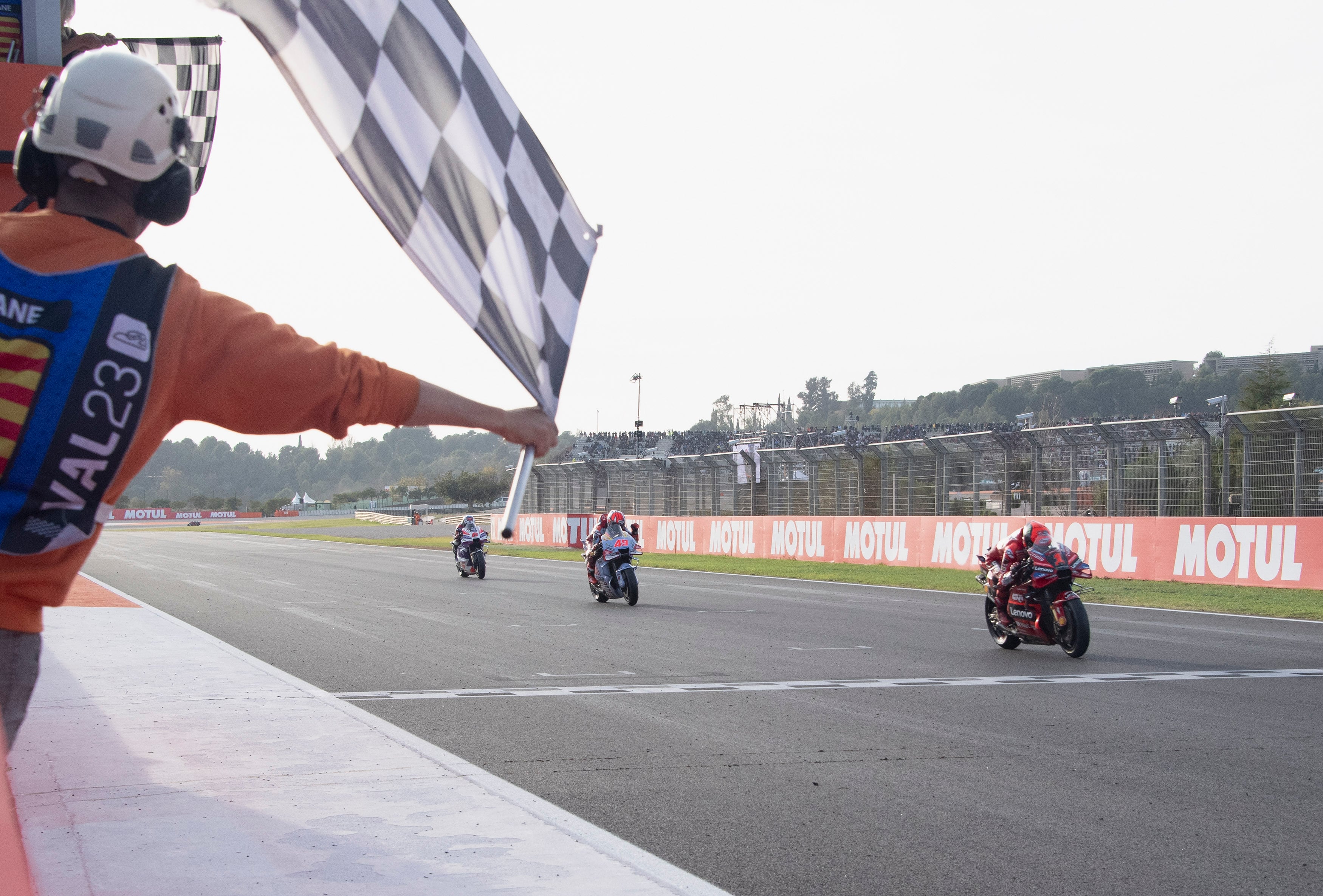El Mundial de Moto GP vuelve a Cheste dos años después
