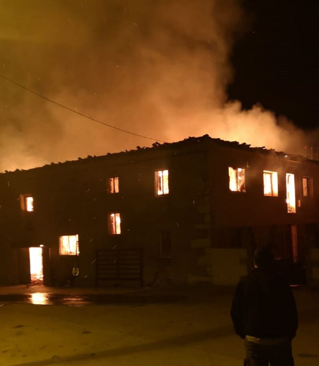 Imagen de la casa devastada por el fuego el pasado 4 de enero en Villaescobedo