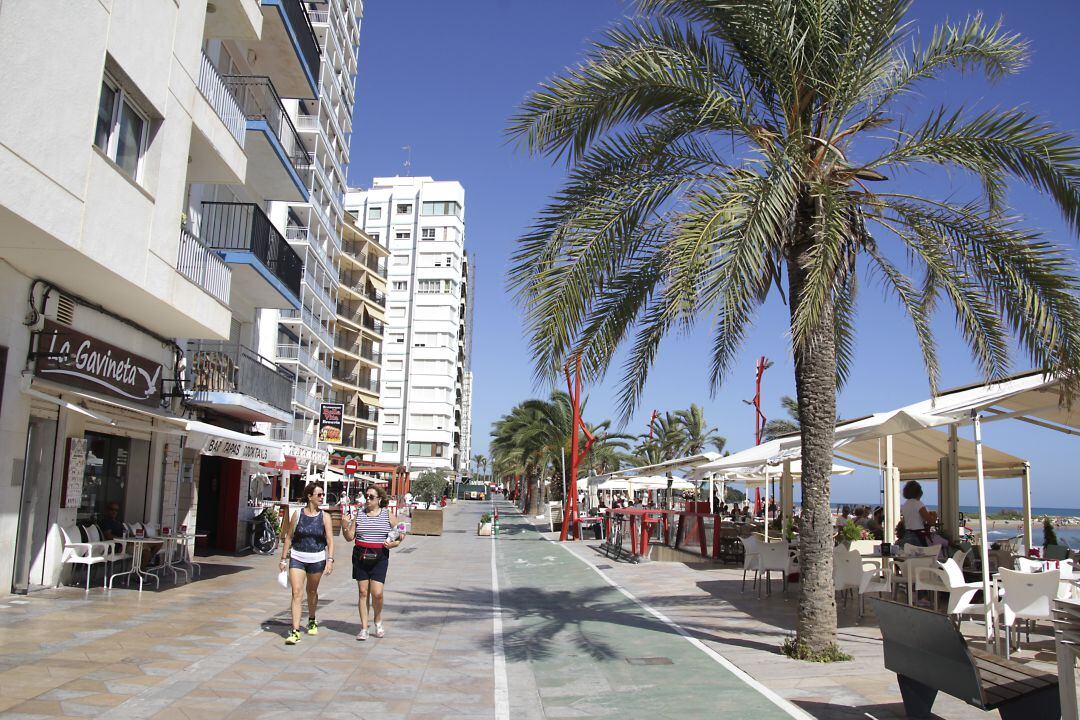 Imagen del paseo marítimo de Vinaròs.