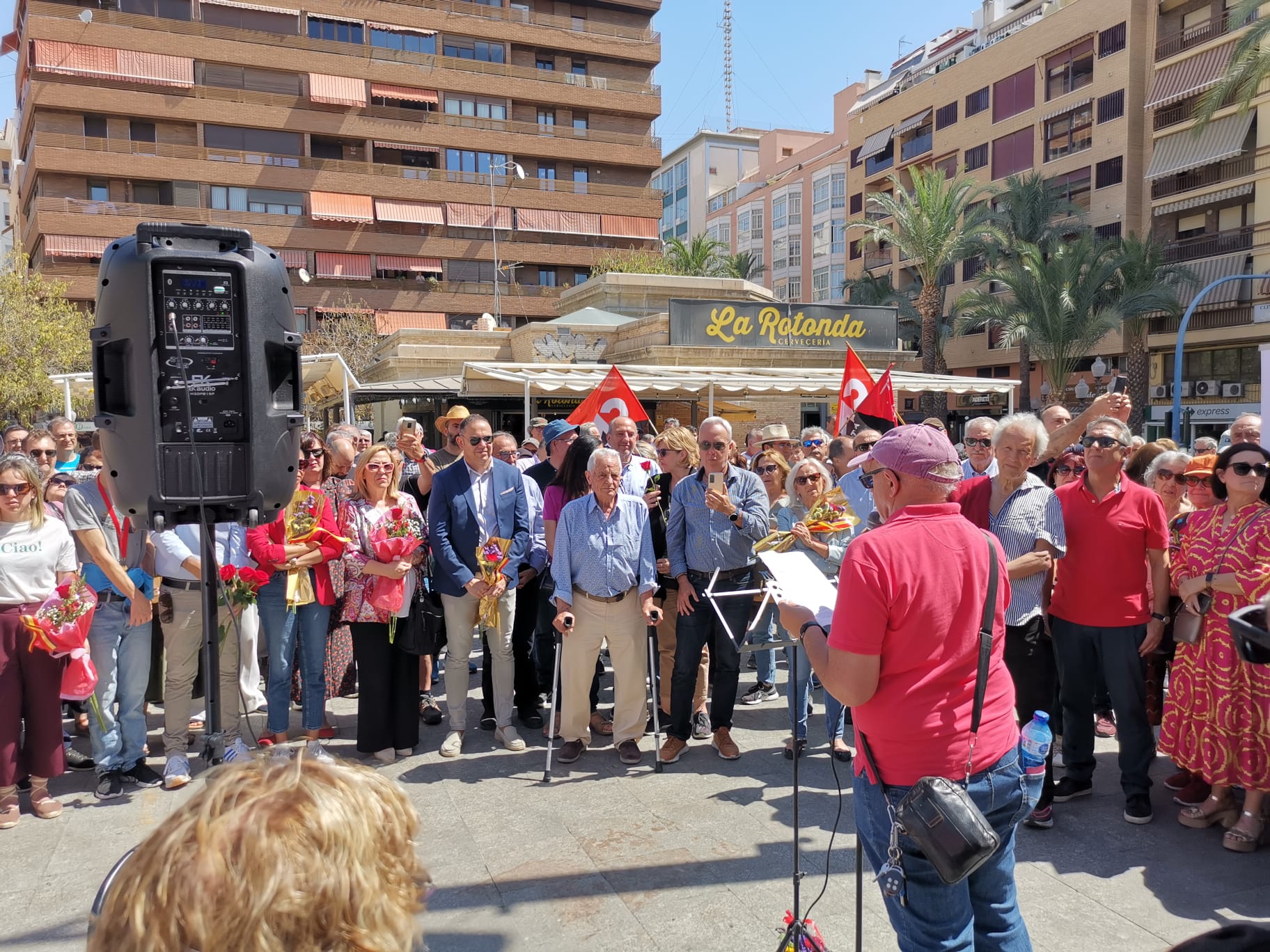 Homenaje a las víctimas del bombardeo del Mercado Central de Alicante en su 86 aniversario