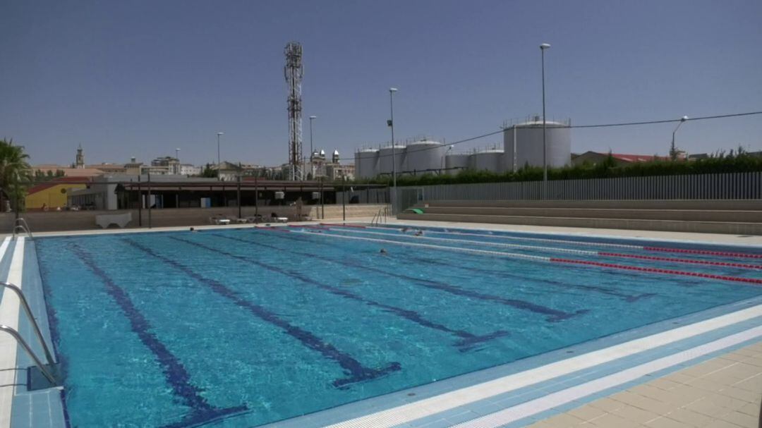 Una de las piscinas del Complejo Municipal de Úbeda