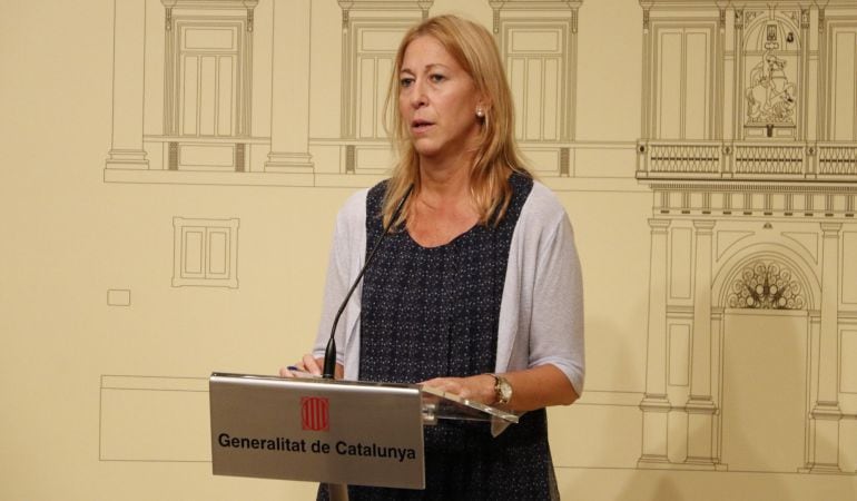 La consellera de la Presidència i portaveu, Neus Munté, durant la seva compareixença al Palau de la Generalitat.