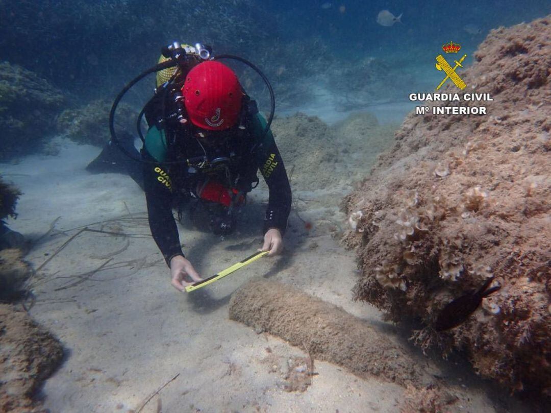 En el que portem d'any ja s'han descobert cinc artefactes explossius a la costa menorquina.