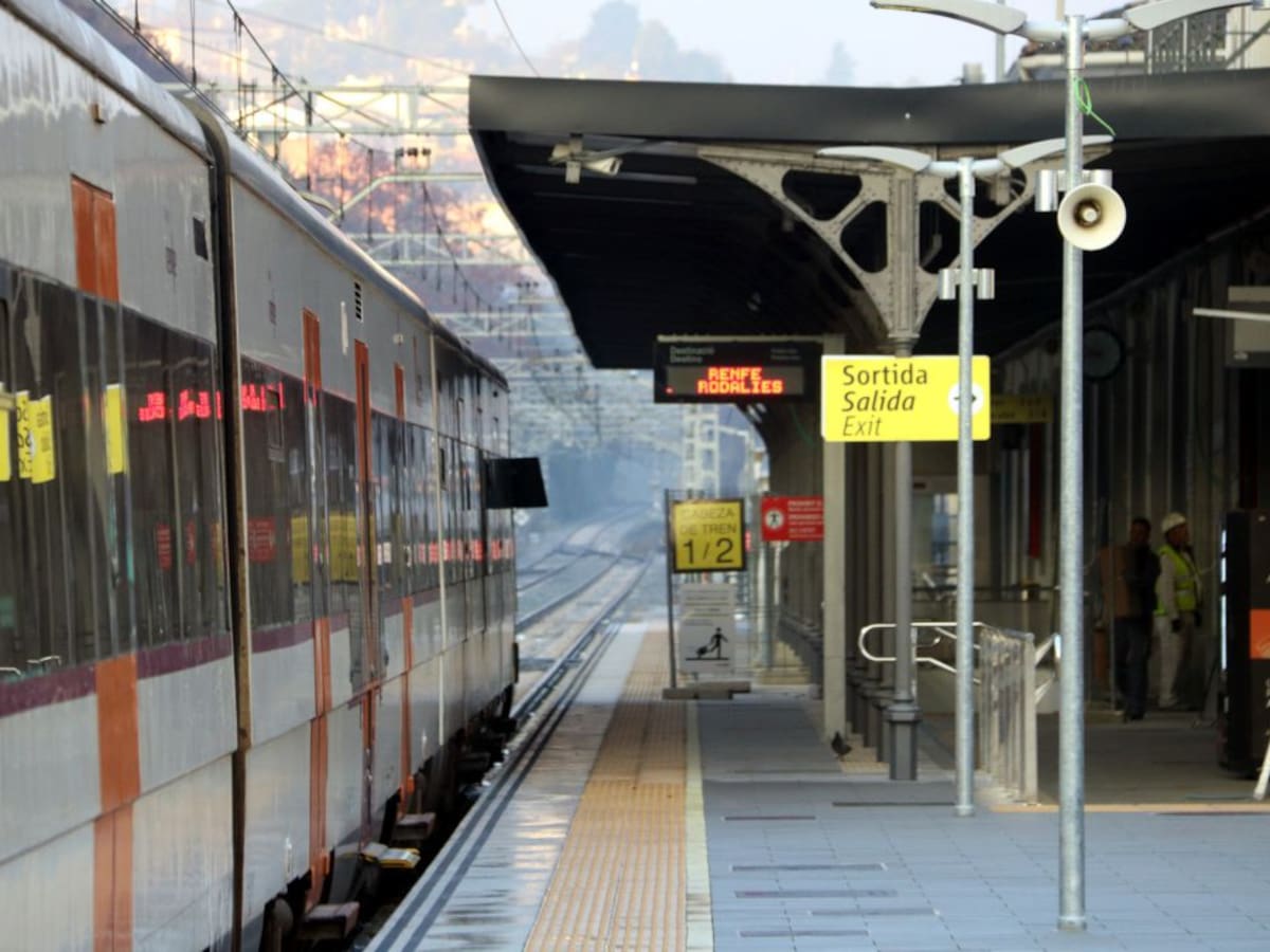 Foment convida la Generalitat a dissenyar les noves Rodalies