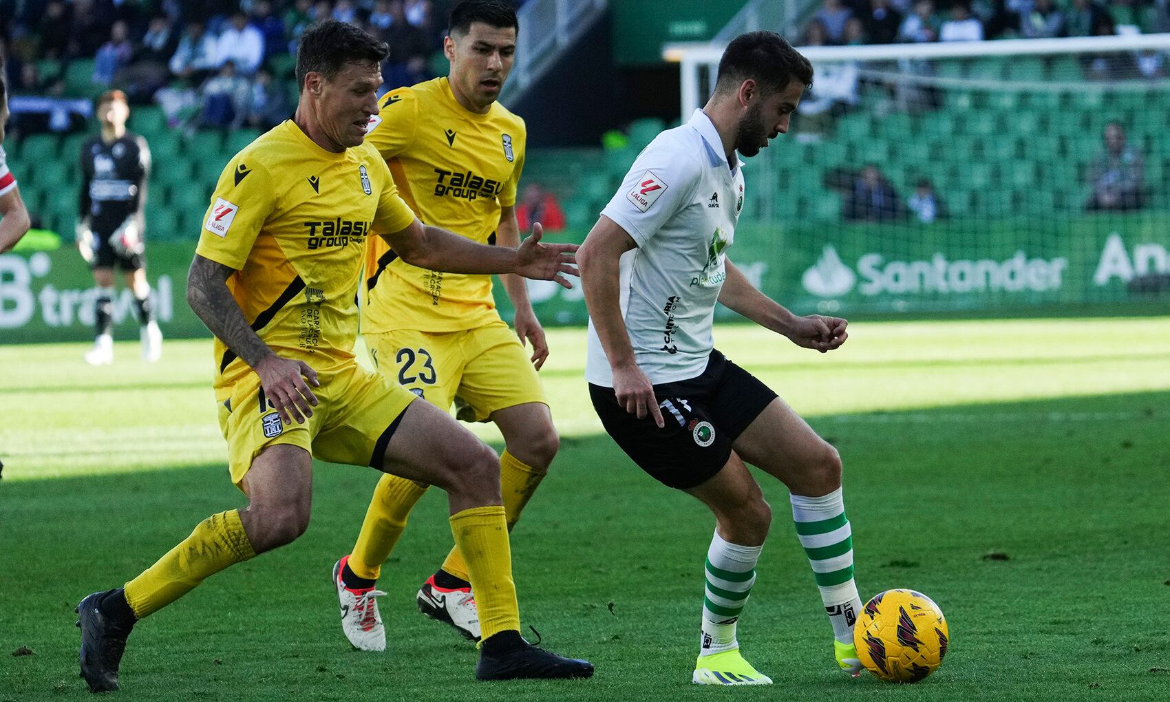 Andrés Martín ante el Cartagena