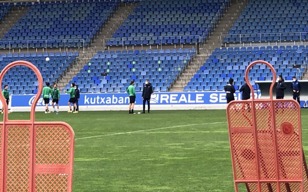 Imanol conversa con Illarra antes de un entrenamiento