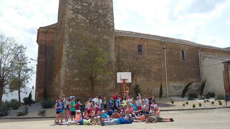 Alumnos del Colegio Jorge Manrique en Marcilla de Campos (Palencia)
