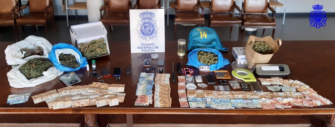 Droga, material y dinero incautado