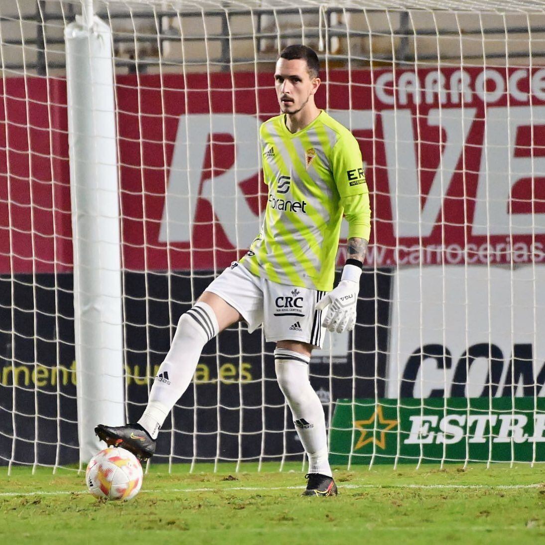 Joao Costa en un partido con el Real Murcia