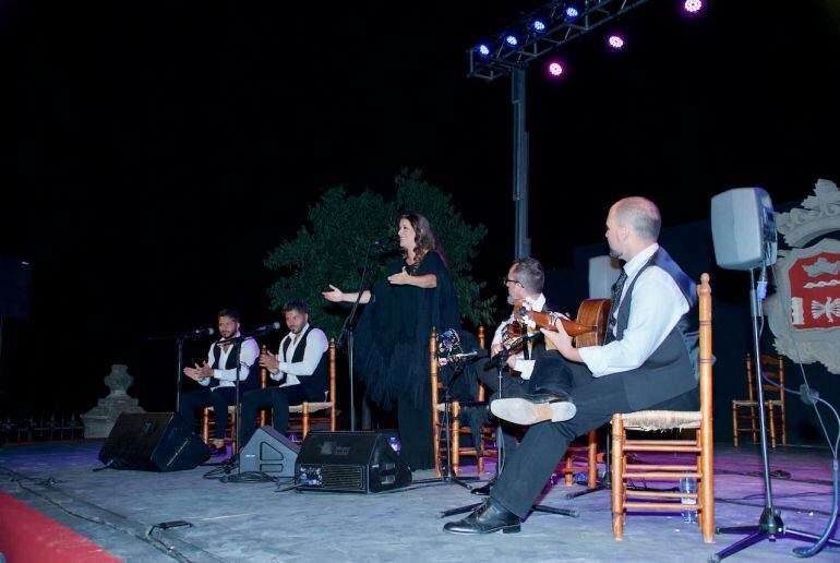 La cantaora &#039;Argentina&#039; durante su intervención en el festival