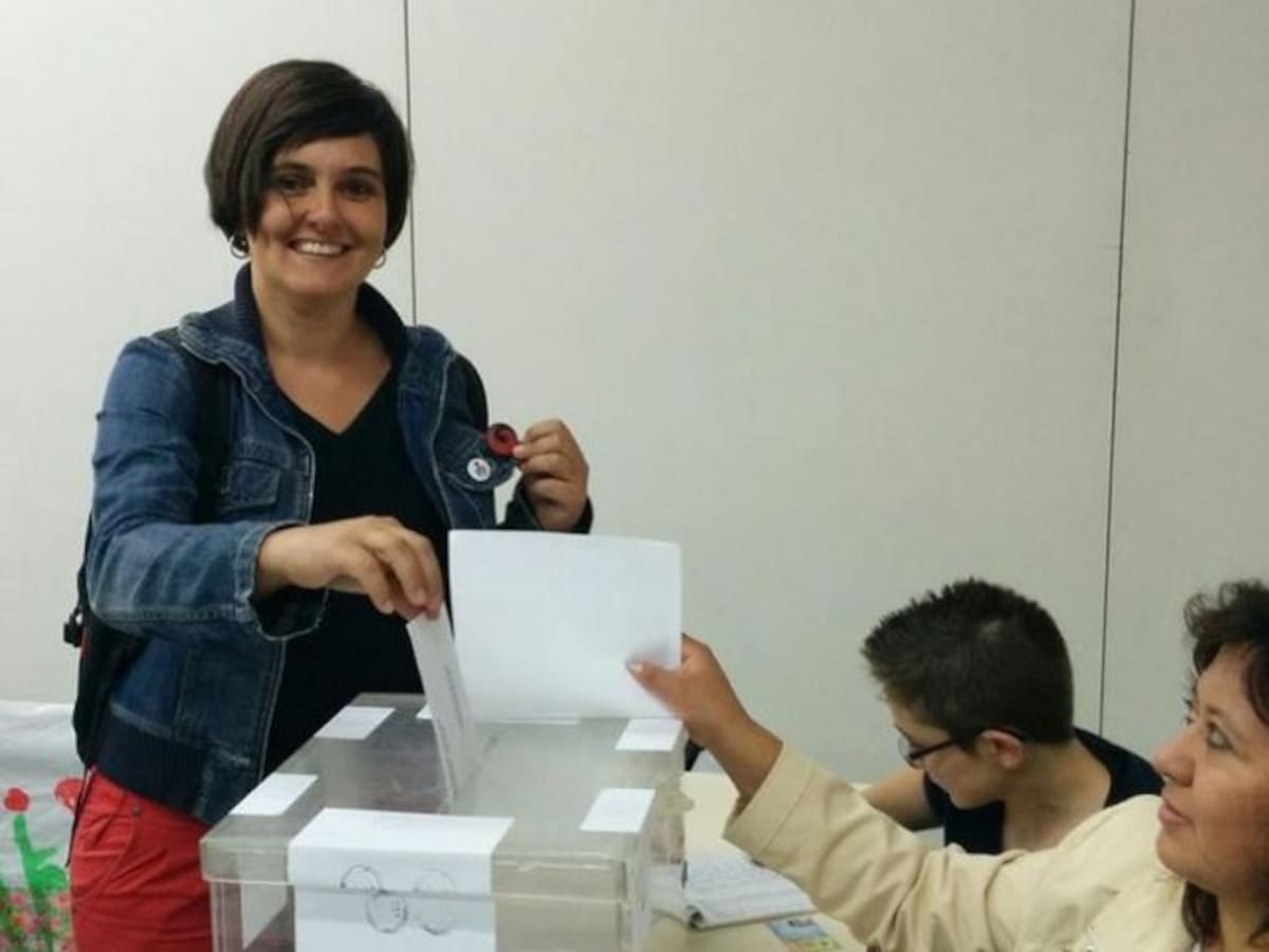 Colau defensa l'experiència de Bañón per ser coordinadora de comunicació