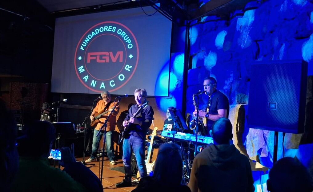 Los fundadores de la Manacor se subieron al escenario para rendir homenaje a Luis Margalejo