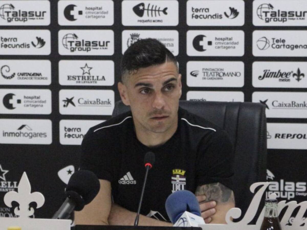 Cristo Martín: "Se me pusieron los pelos de punta al saltar al campo"