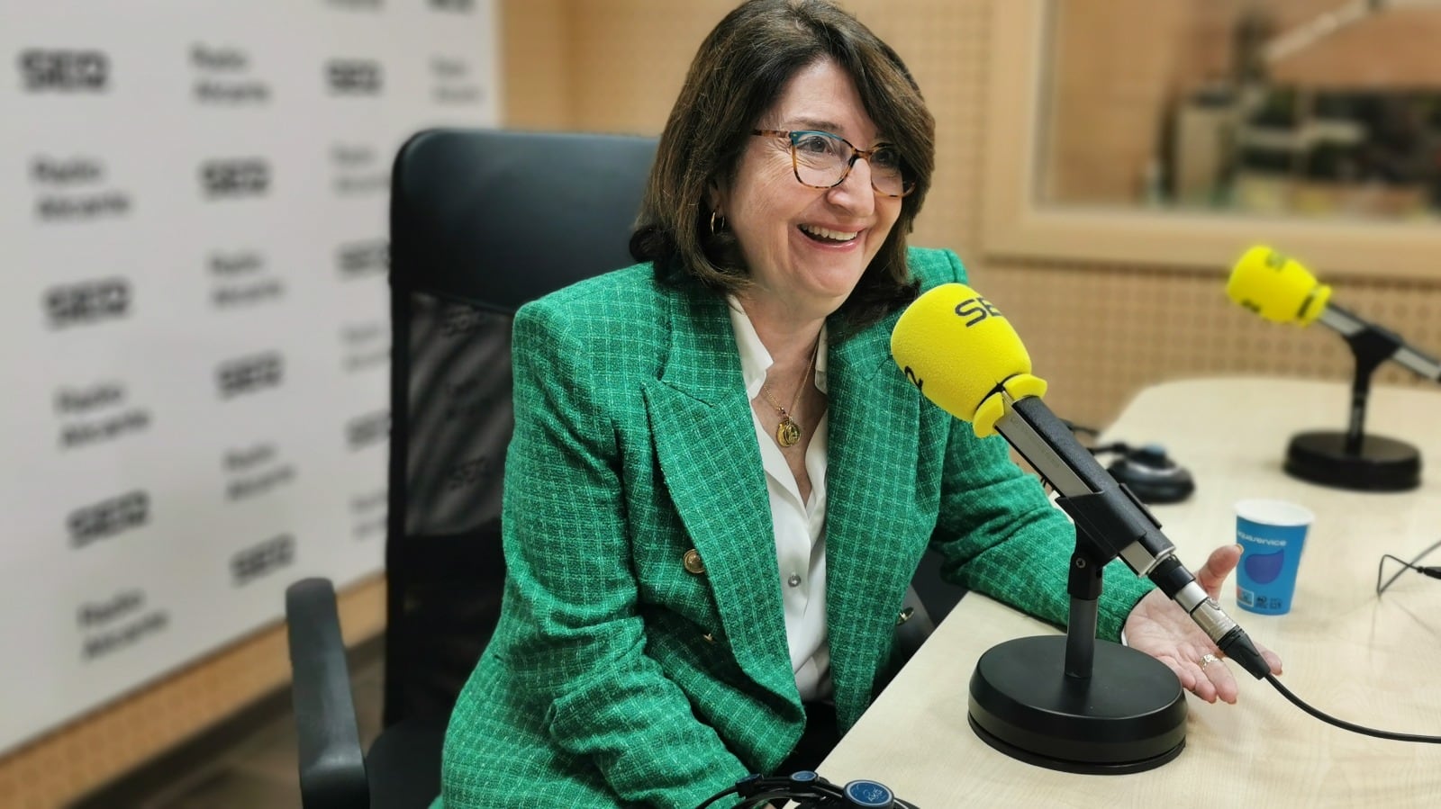 Amparo Navarro, rectora de la UA, en una imagen de archivo durante una entrevista en Radio Alicante