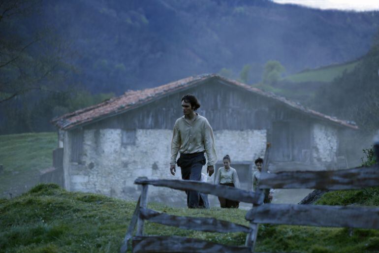 Fotograma de la película Handia, larjometraje que se grabó en la provincia. 