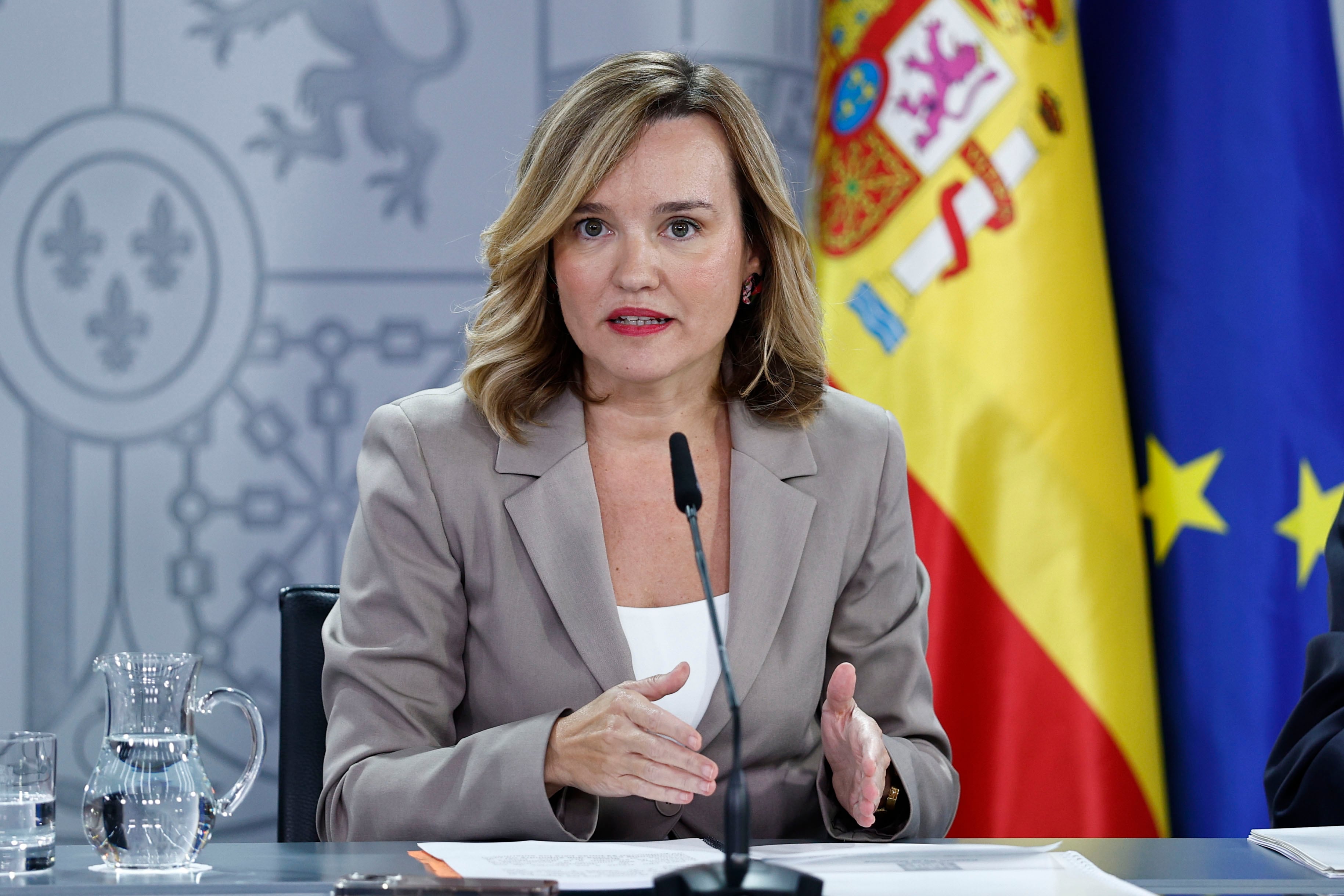 La portavoz del Gobierno y ministra de Educación, Pilar Alegría durante la rueda de prensa tras un Consejo de Ministros