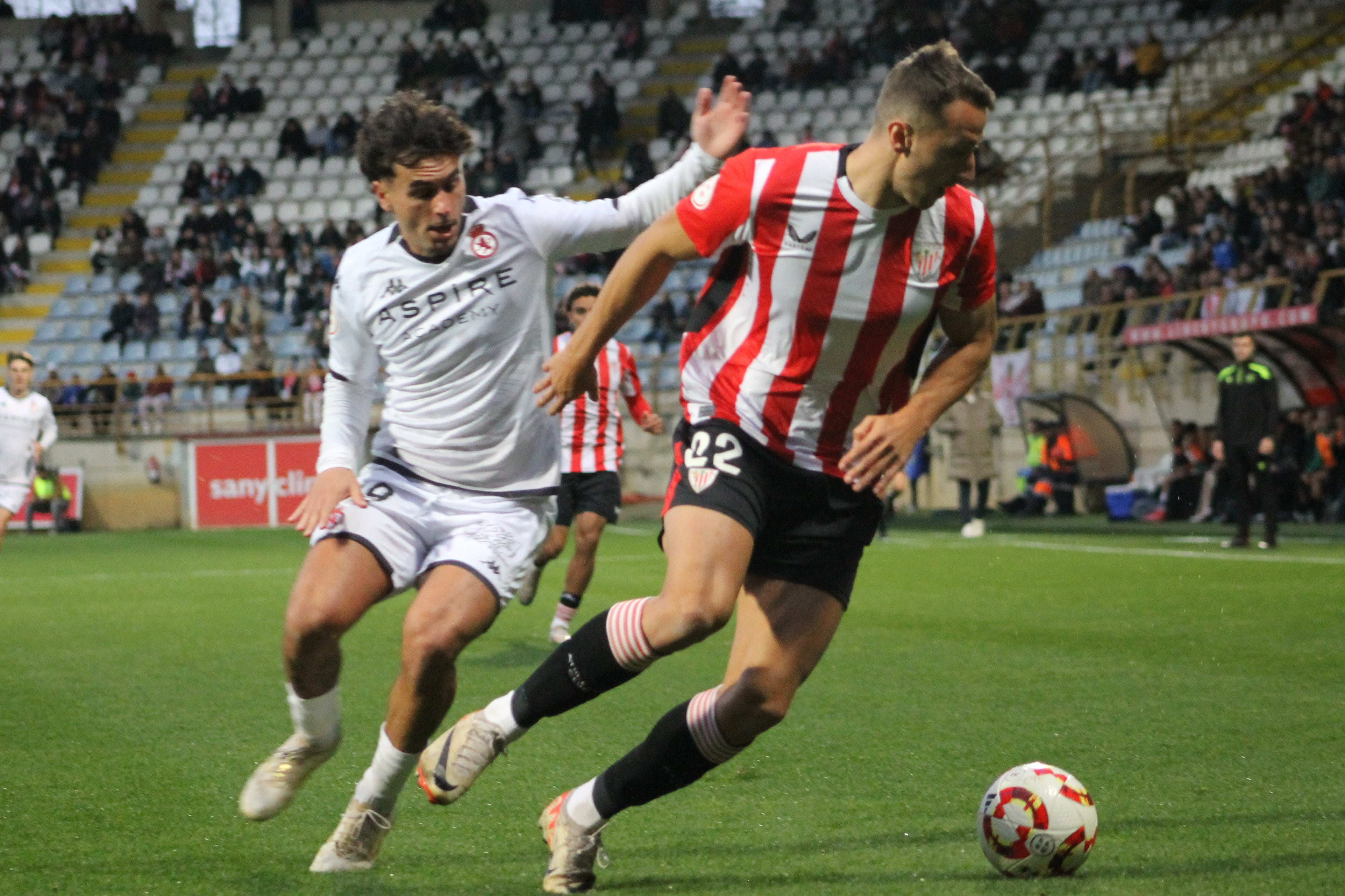 Desde 1997 no ganaba el Bilbao Athletic en León.