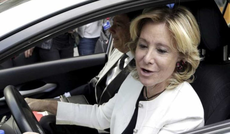 Esperanza Aguirre e Ignacio González en un coche.