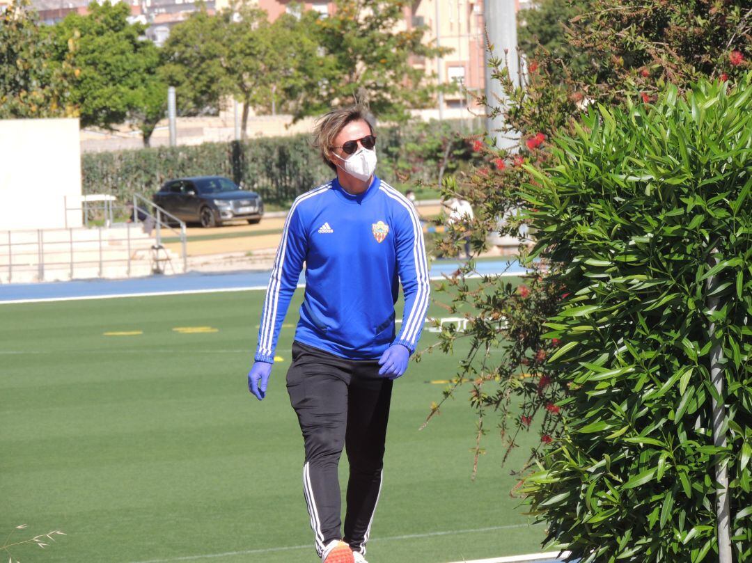 José María Gutiérrez, Guti, del campo Anexo al Estadio.