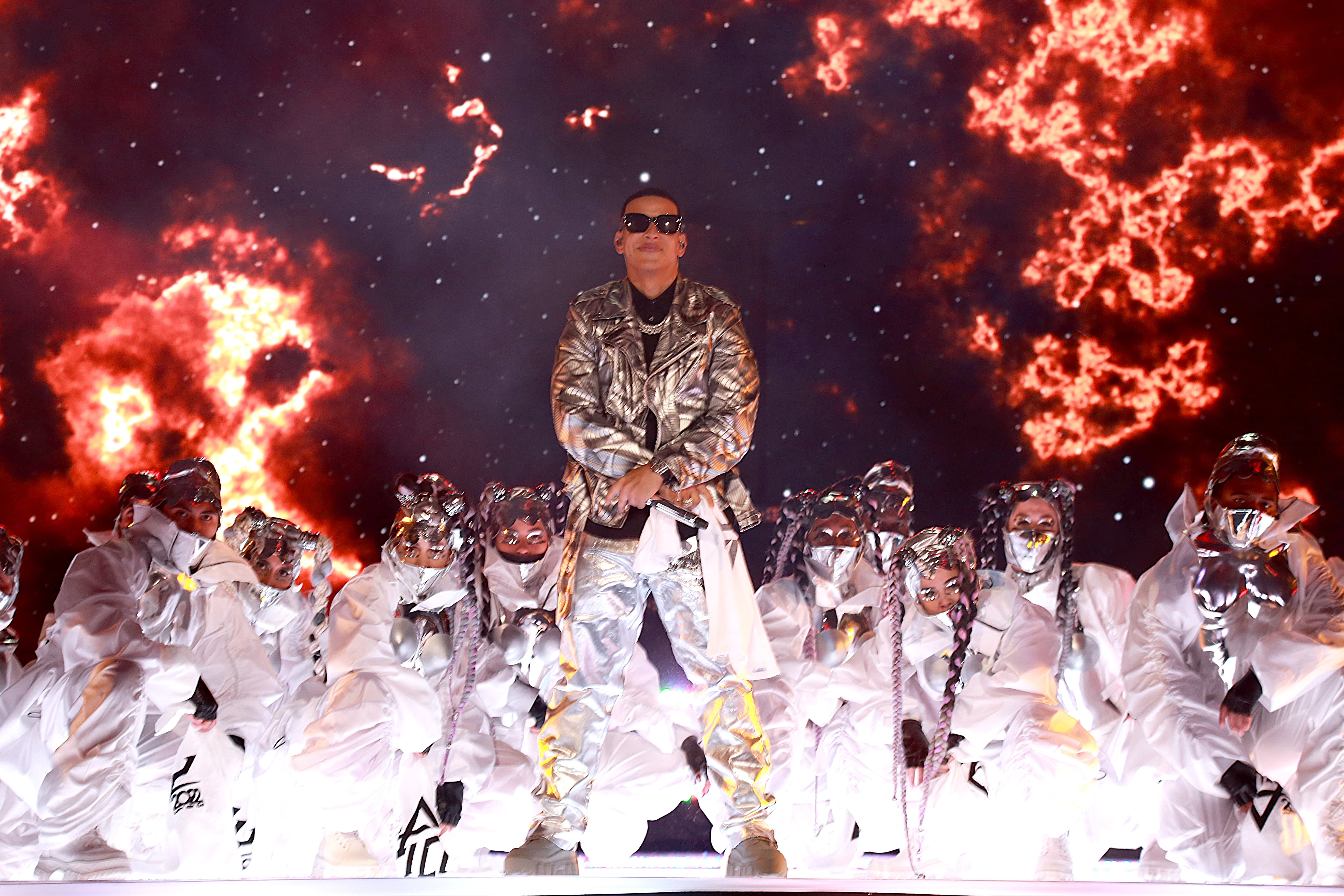 Daddy Yankee, cabeza de cartel del Madrid Puro Reggaeton Festival, durante un concierto.