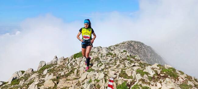 Ainhoa Elizondo durante la subida al Tozal de Guara