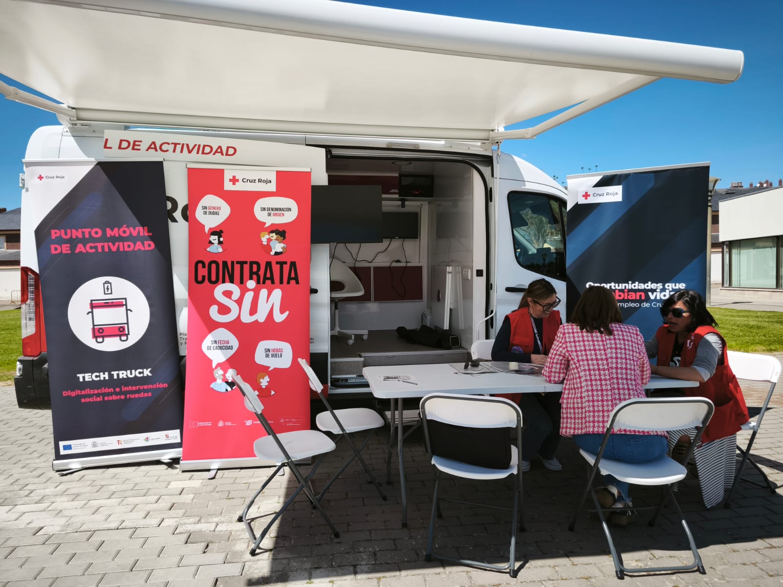 Cruz Roja reafirma su compromiso con el empleo digno e inclusivo impulsando 277 inserciones laborales en 2025 en Palencia
