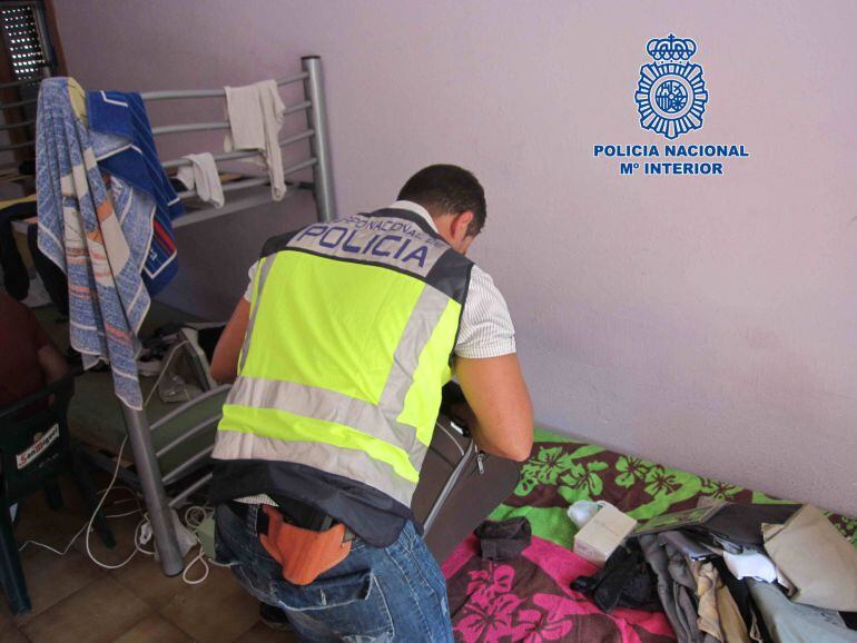 Desarticulen una xarxa que tenia explotades 42 persones al sector d'hostaleria de Vila-seca i Salou