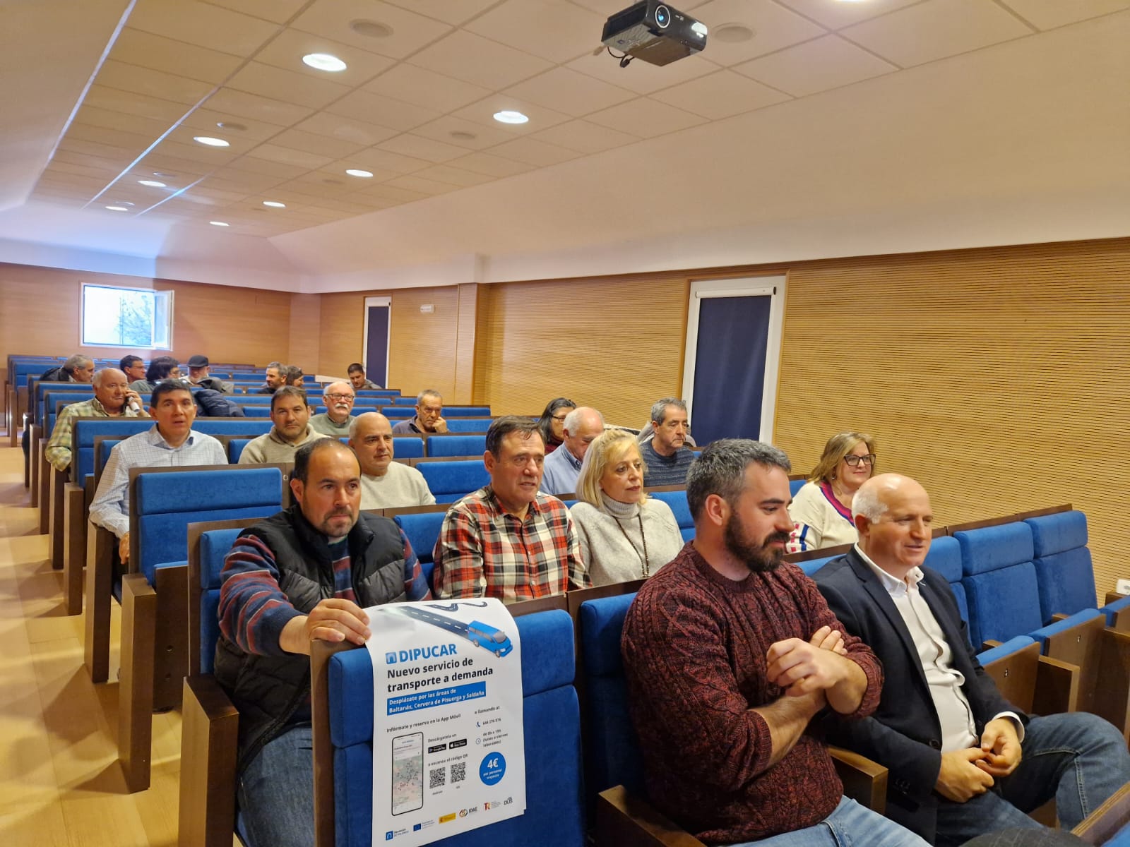 Reunión con alcaldes de la zona de Cervera para la presentación de la plataforma DipuCar