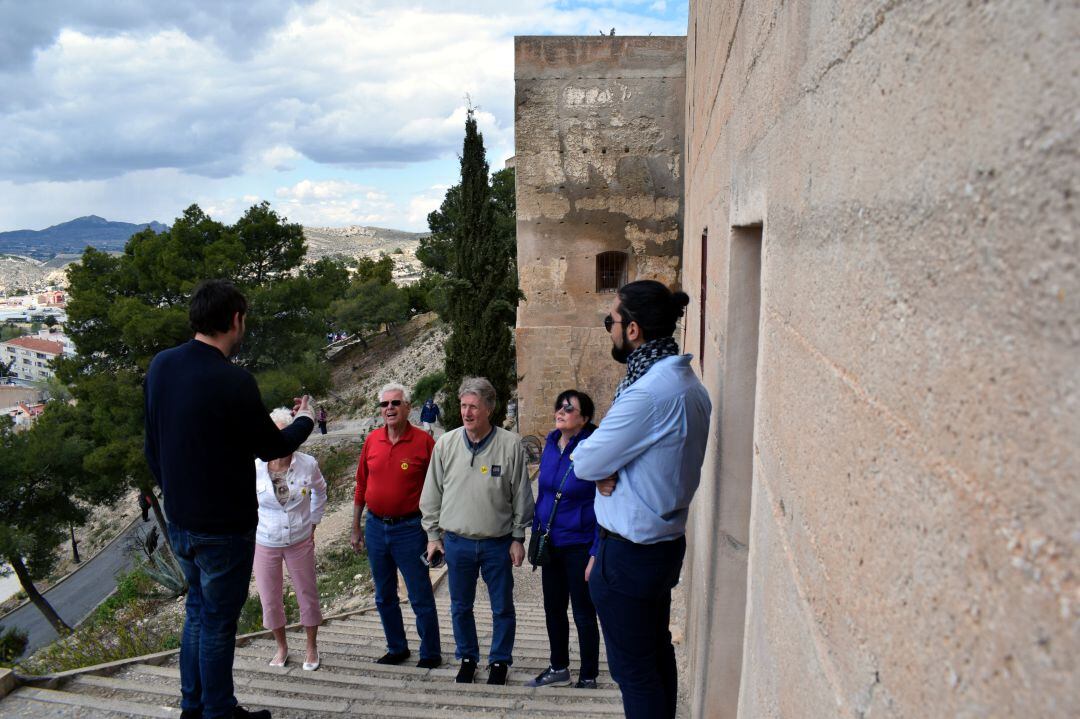 Visita Casas Cueva Petrer