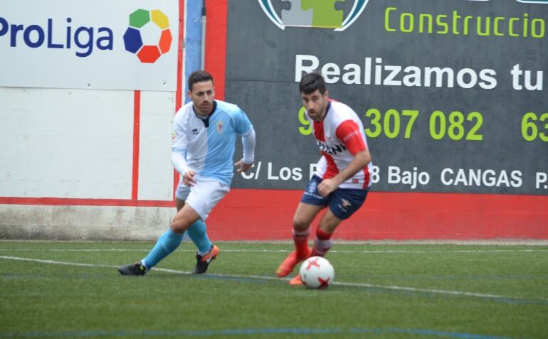 El delantero Primo, en el partido de la primera vuelta en el que el Compos empató a un gol en Cangas