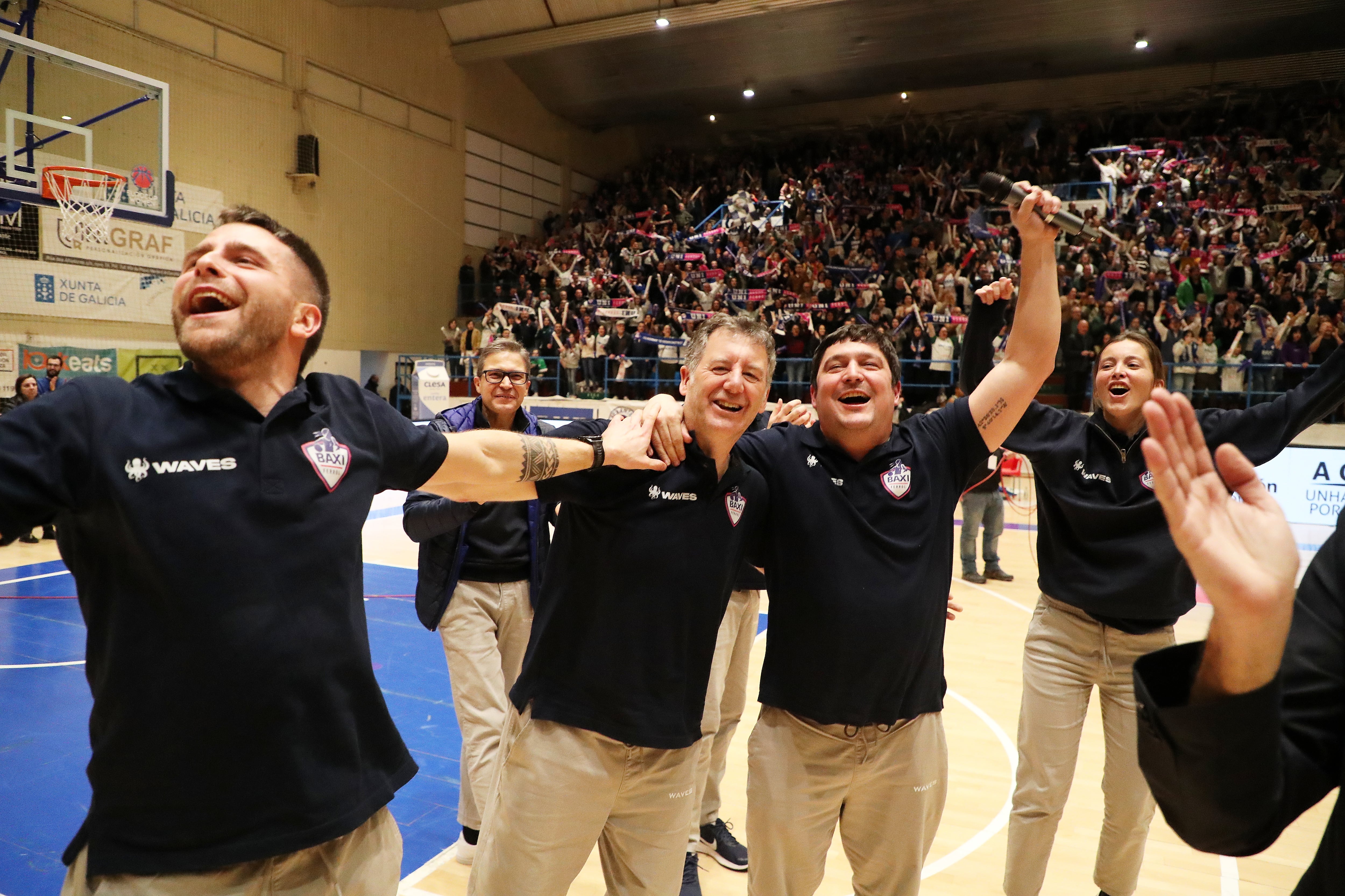 Imagen del Baxi-Dinamo Sassari en A Malata (foto: Mariño / Cadena SER)