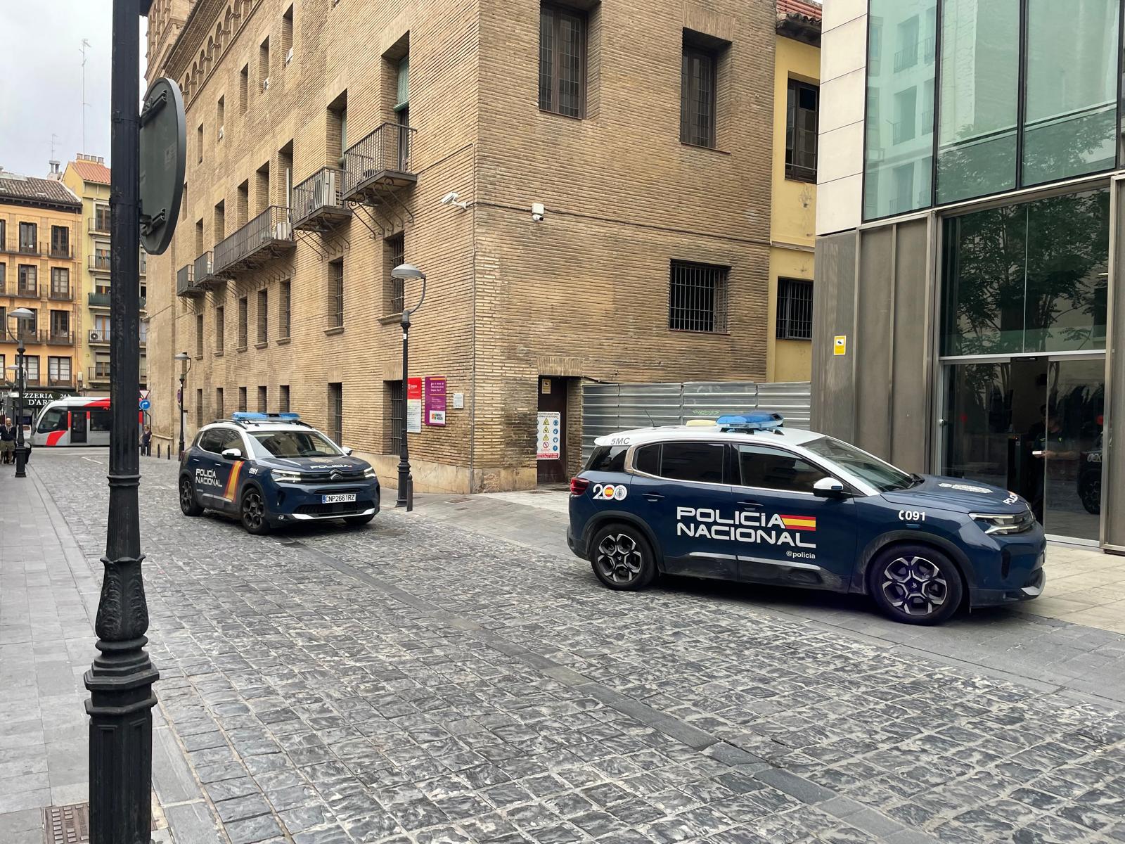 Llegada de los acusados a la Audiencia Provincial de Zaragoza