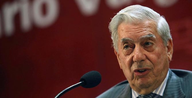 Mario Vargas Llosa, durante una de sus conferencias en China