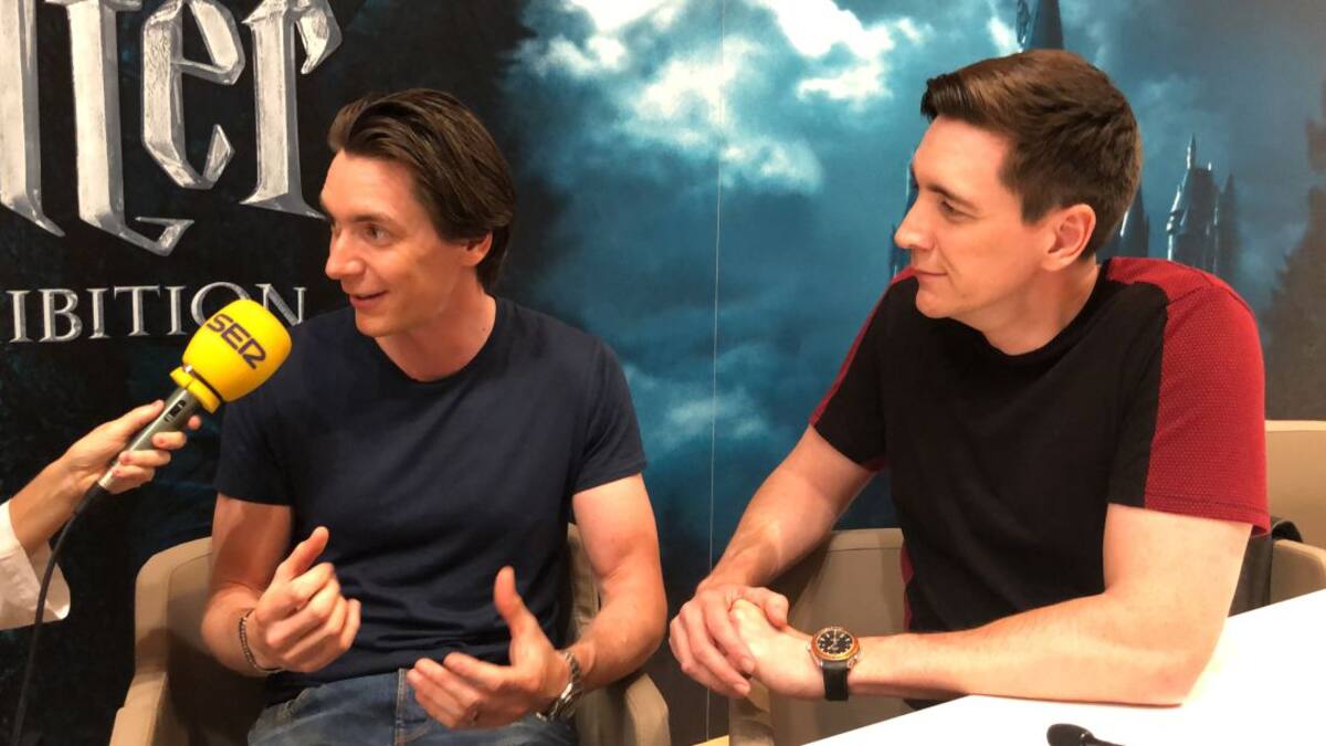 Los gemelos Weasley (Oliver y James Phelps) aprenderán a cocinar paella en su visita a Valencia