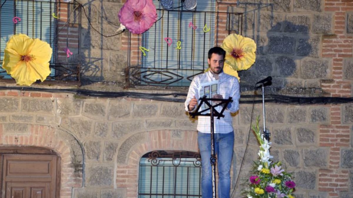 Pistoletazo de salida a la VIII edición de los Premios Deza de Poesía