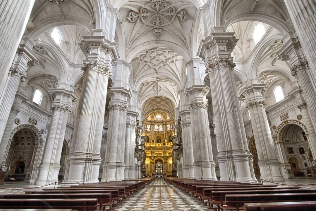 Nave central de la Catedral de Granada