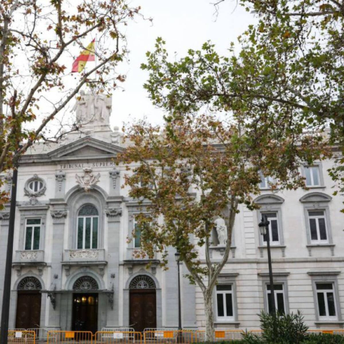 Cuatro años de cárcel por prostituir a dos menores tuteladas por la Generalitat