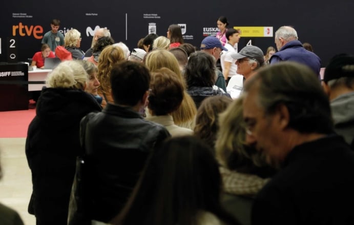 Venta de entradas para el Festival de Cine de San Sebastián. Zinemaldia