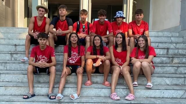 Equipo de natación del Centro Excursionista Eldense