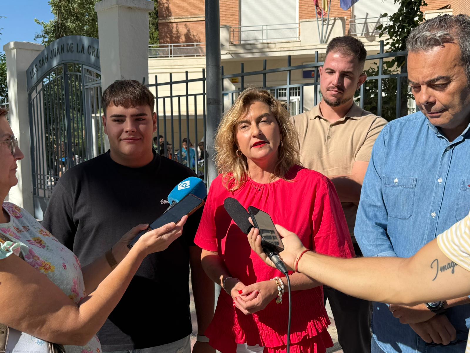 La portavoz del Grupo Parlamentario Socialista, Carmina Fernández en Caravaca