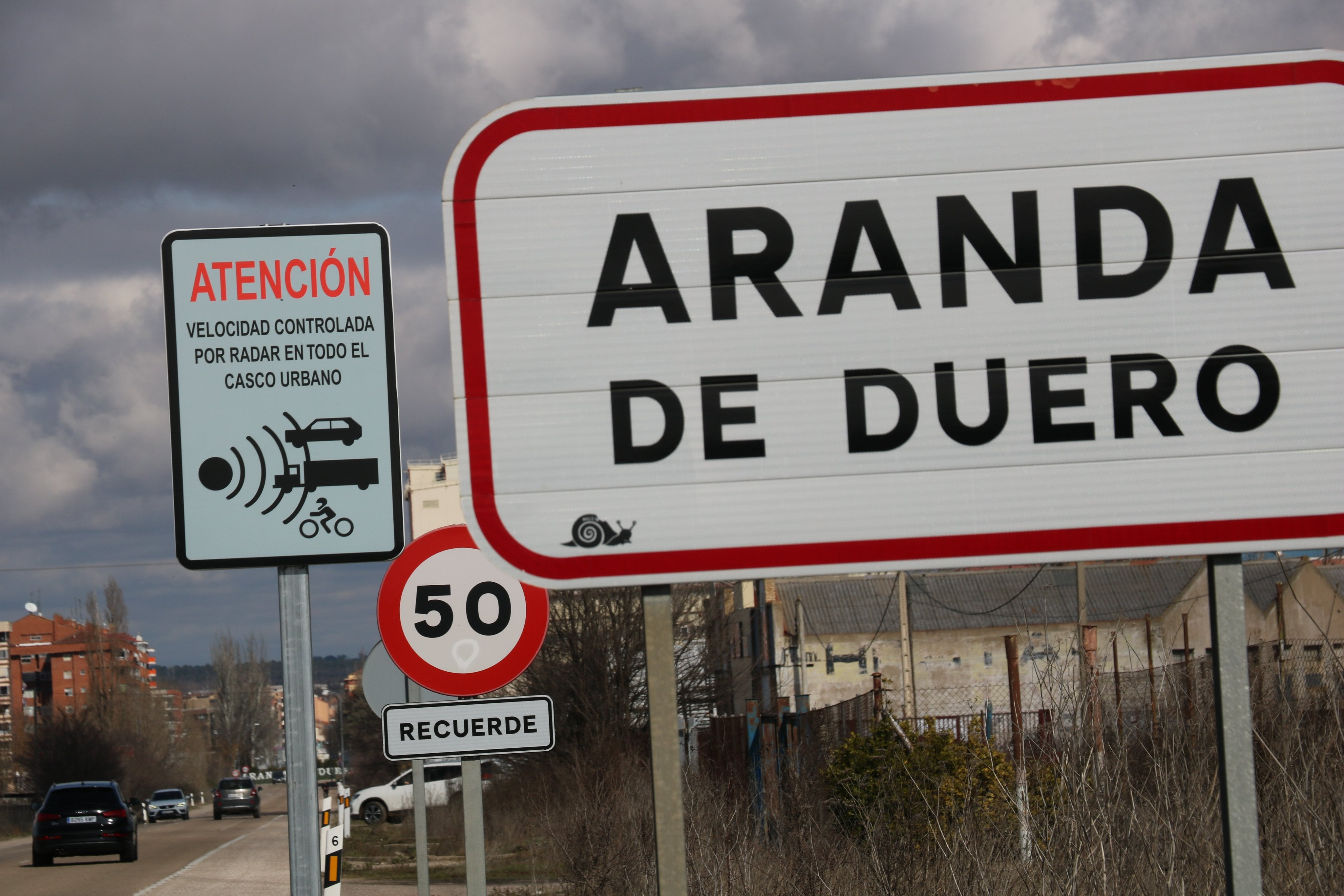 Señal de radar a la entrada de Aranda