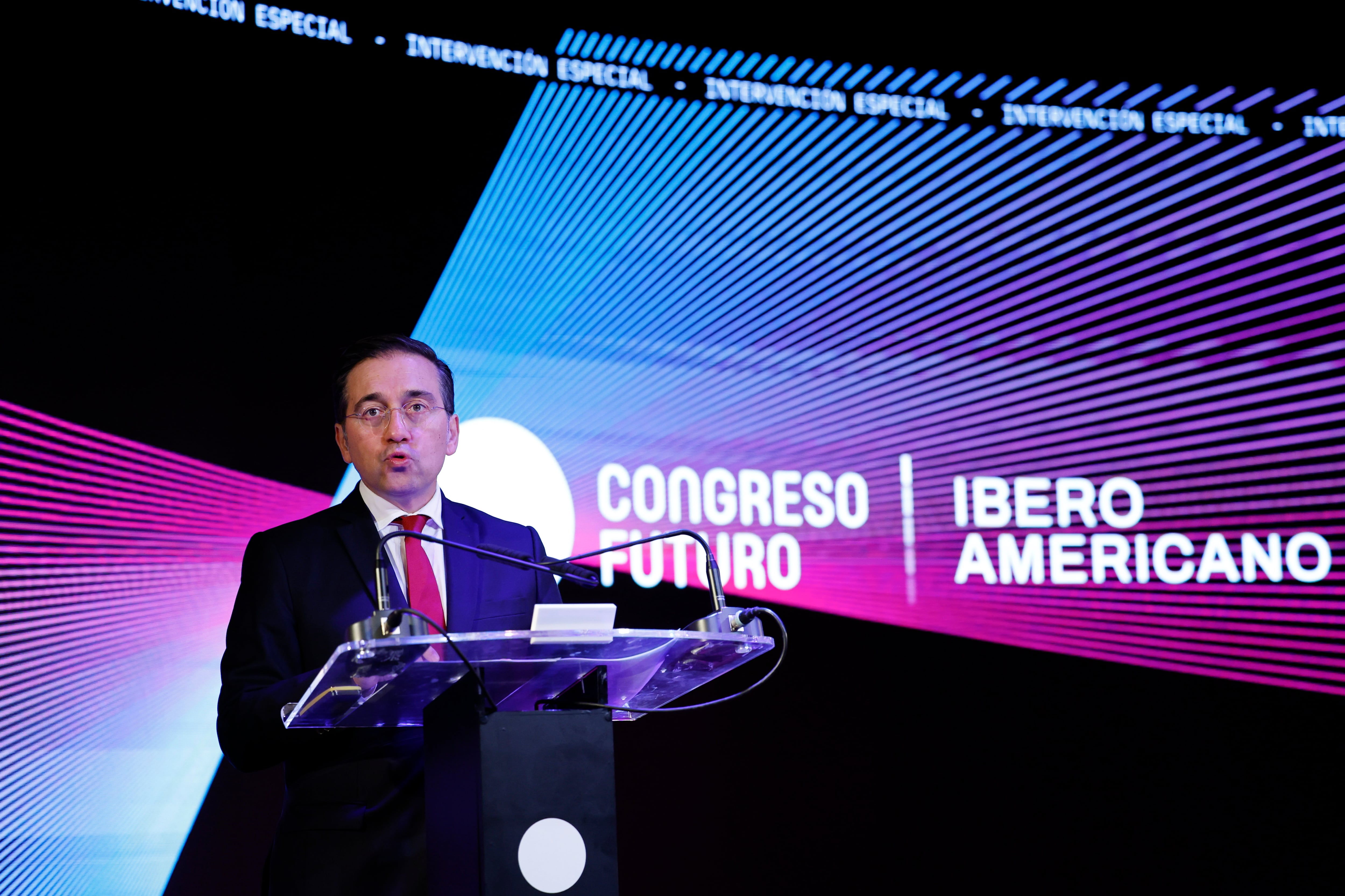 El ministro de Asuntos Exteriores, Unión Europea y Cooperación de España, José Manuel Albares, interviene en la segunda jornada del Congreso Futuro Iberoamericano que se celebra en Madrid. 