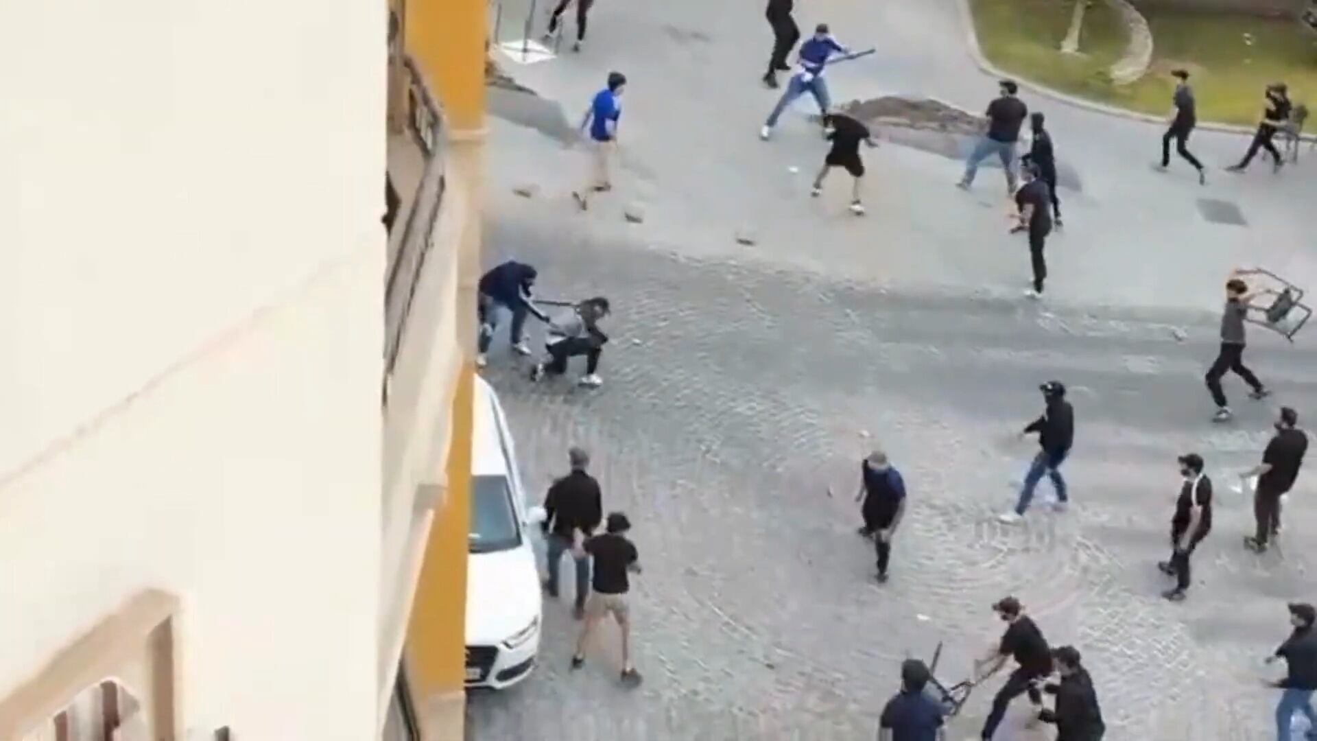 Video de la multitudinaria pelea entre radicales del Xerez DFC y del Real Jaén