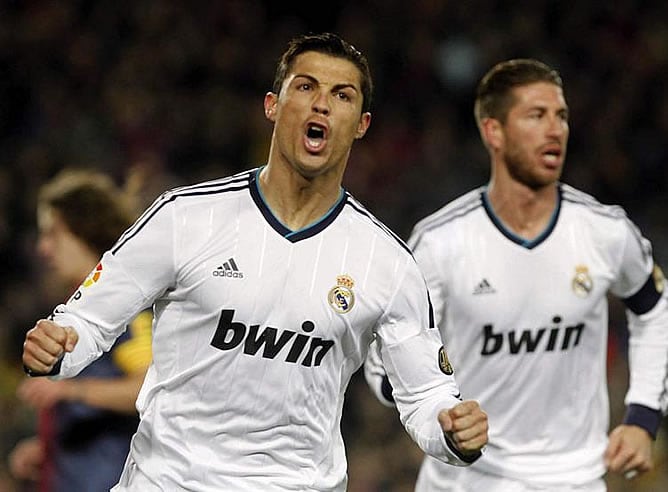 Cristiano celebra su gol de penalti