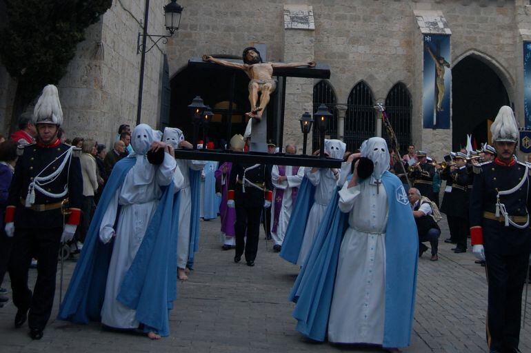 El Cristo, obra de Alejo de Vahía, preside la procesión de hoy lunes 