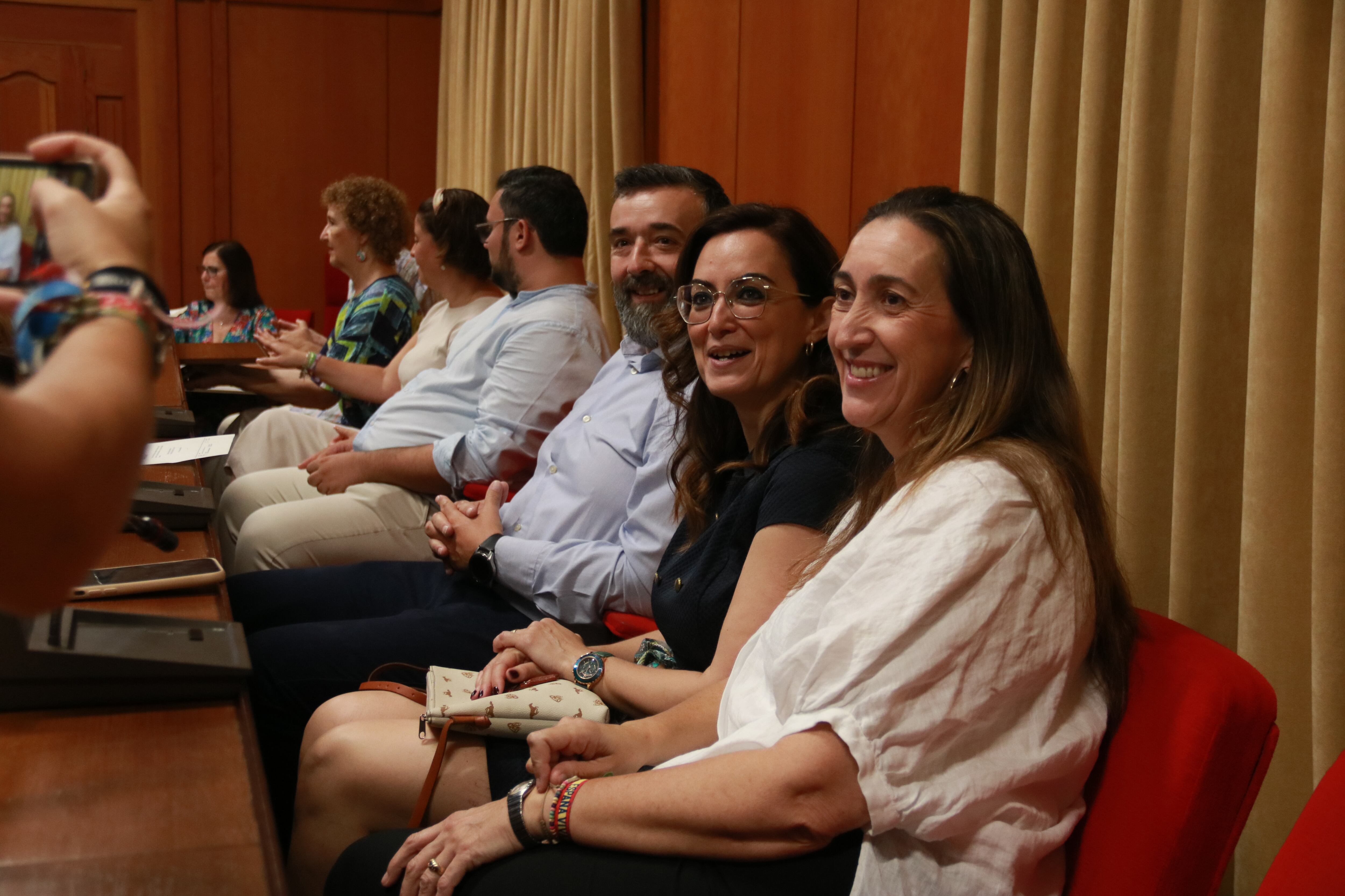 Los tres ediles de Vox en el pleno de la capital.