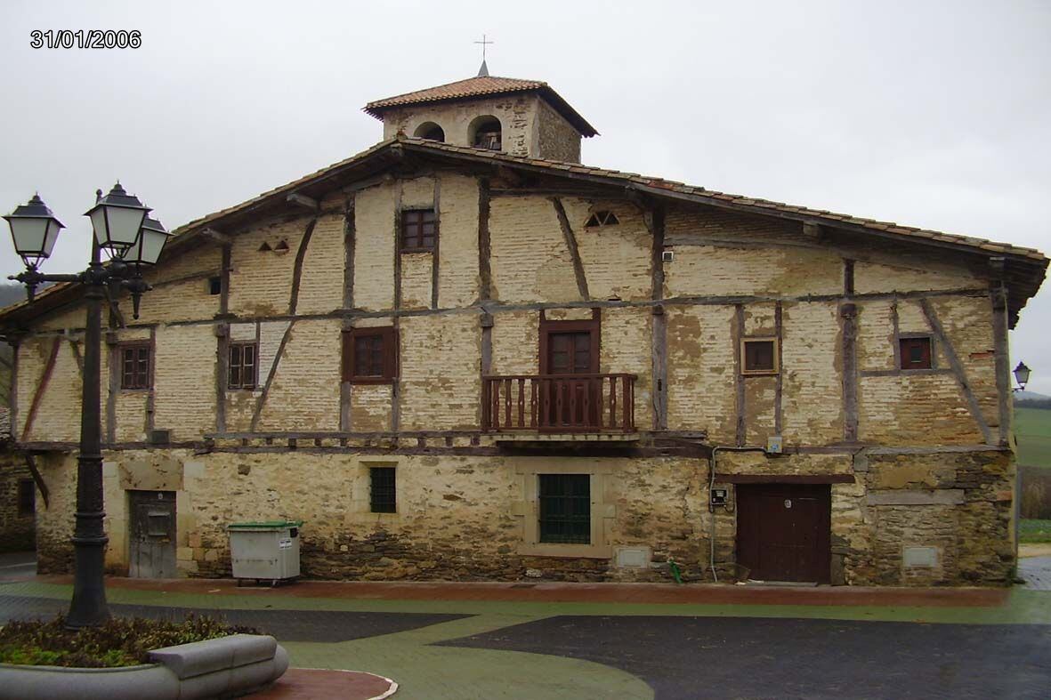 Casa Cural de Monasterioguren